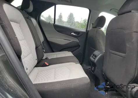 2021 Chevrolet Equinox Ls z USA, uszkodzony, nr VIN 2GNAXSEV5M6111146